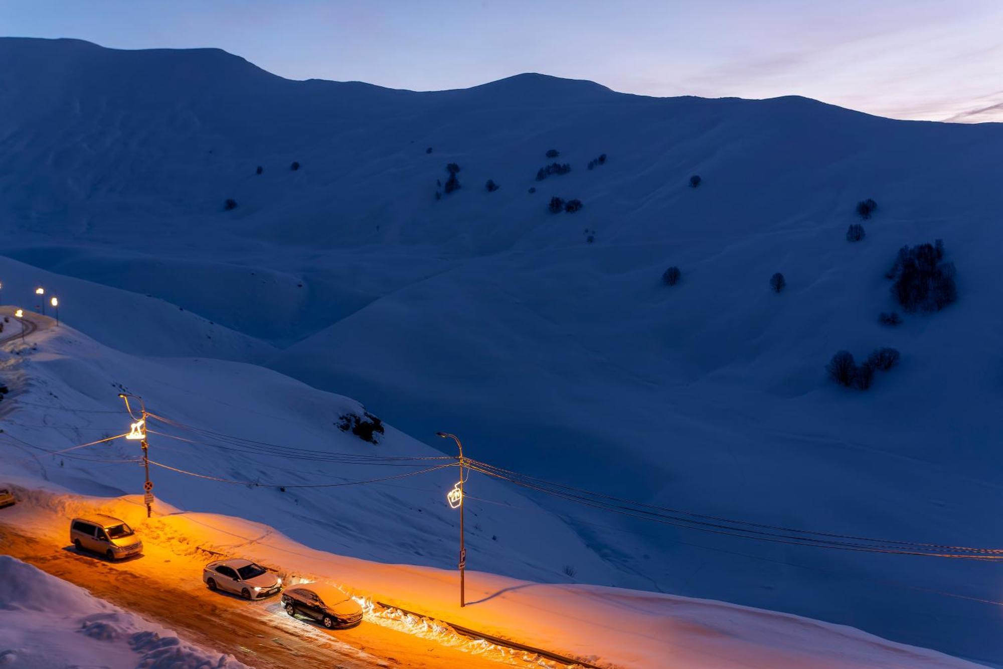 Gudauri Mountain Views Apartment Luaran gambar