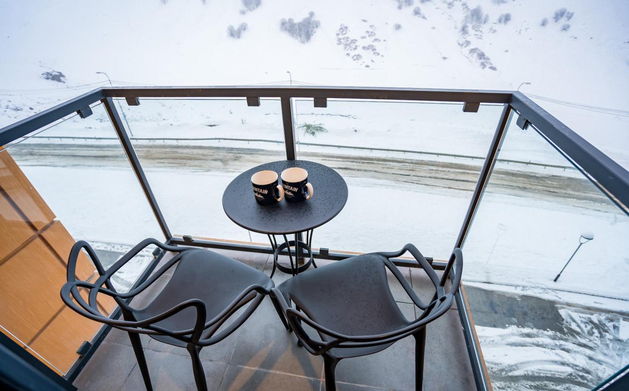 Gudauri Mountain Views Apartment Luaran gambar