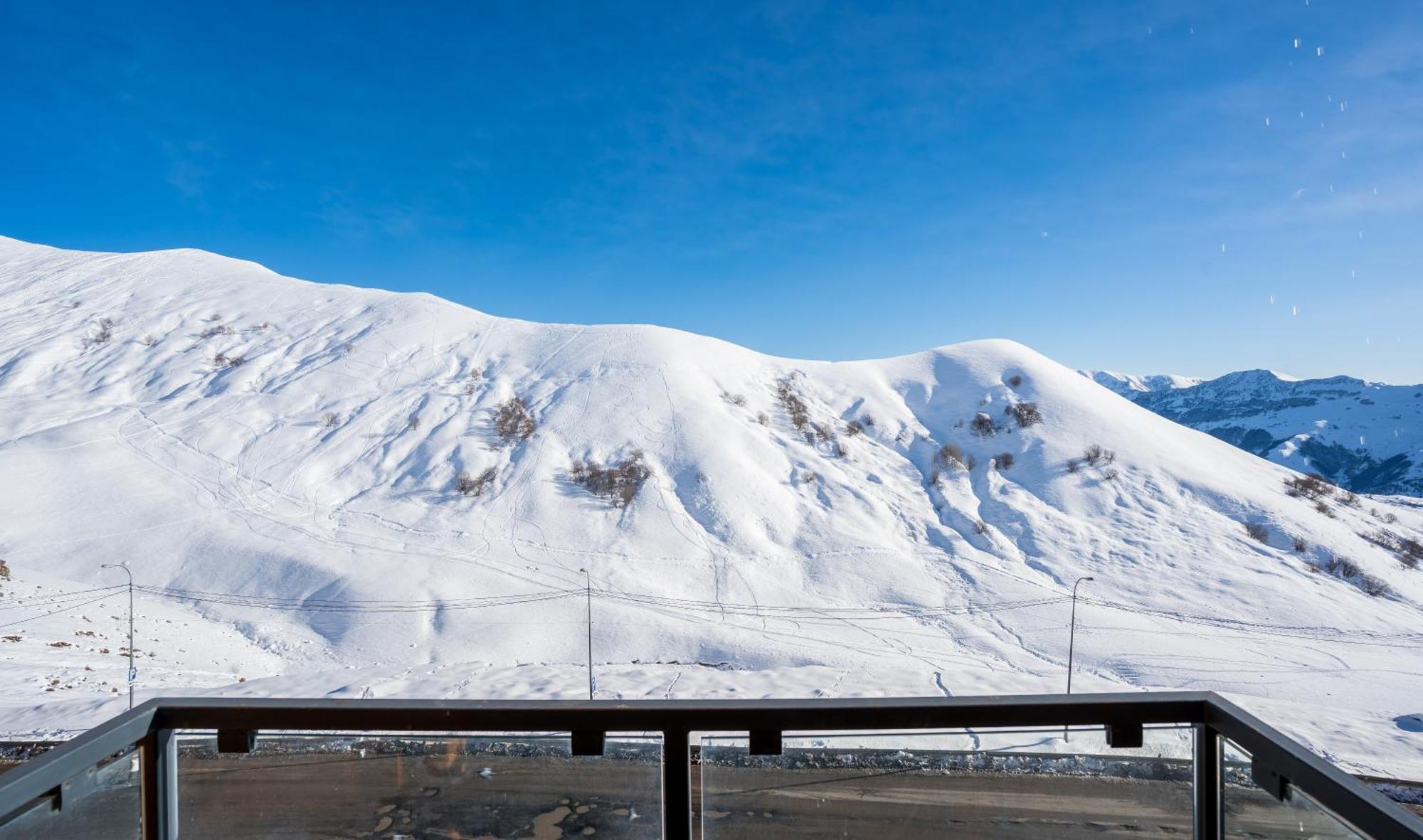 Gudauri Mountain Views Apartment Luaran gambar